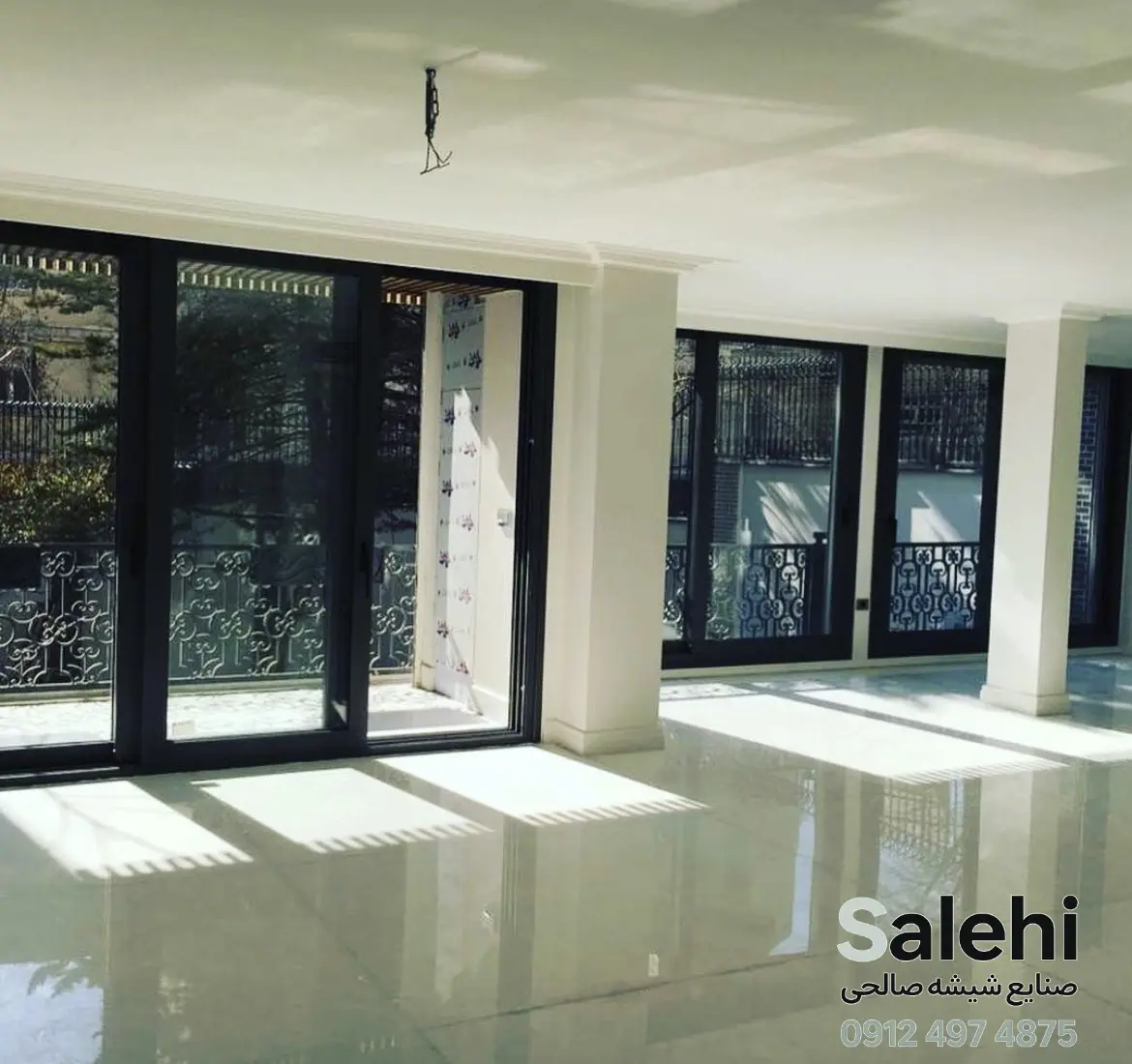 انواع درب شیشه ای