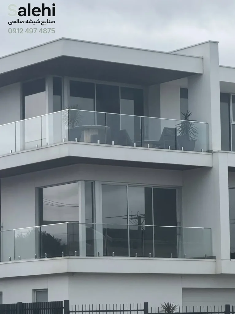 نمونه نما با شیشه سکوریت