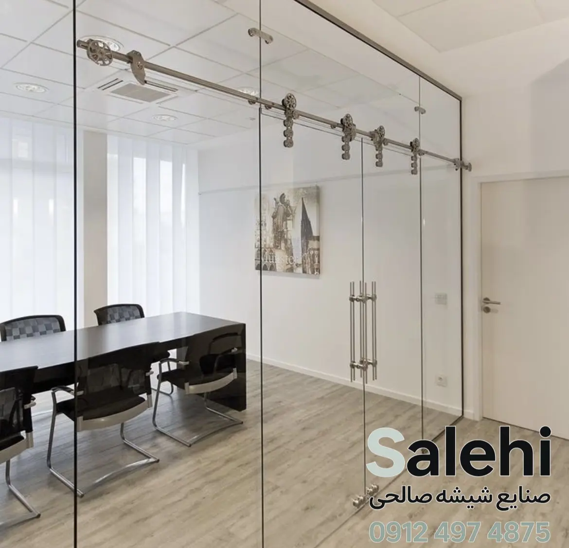 پارتیشن اداری در محیط تجاری